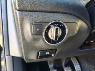 Mercedes-Benz A 180 2017 AMG EDITION-thumb-44