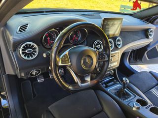 Mercedes-Benz A 180 2017 AMG EDITION-thumb-32