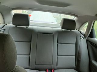 Audi A4 2000-thumb-5