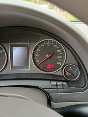 Audi A4 2000-thumb-35