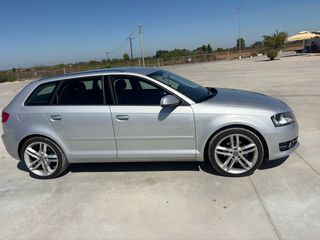 Audi A3 2013-thumb-2