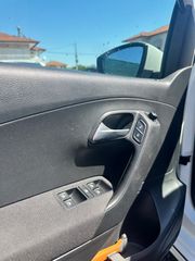 Volkswagen Polo 2015 1.4 TDI BLUEMOTION-thumb-17