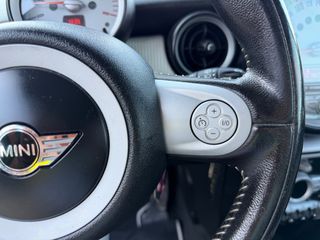 Mini Cooper S 2010 MINI COOPER S 50 CAMDEN GR!-thumb-26