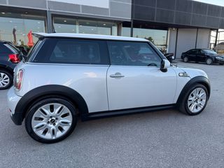 Mini Cooper S 2010 MINI COOPER S 50 CAMDEN GR!-thumb-3