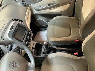 Renault Captur 2015 1.5 dCi 90 - Expression - Μοναδικό Ανοικτόχρωμο Σαλόνι!-thumb-12