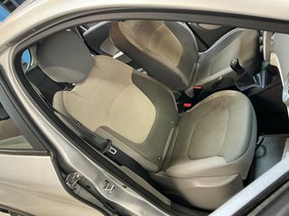 Renault Captur 2015 1.5 dCi 90 - Expression - Μοναδικό Ανοικτόχρωμο Σαλόνι!-thumb-13