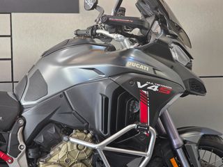 Ducati Multistrada V4 S 2021-thumb-8