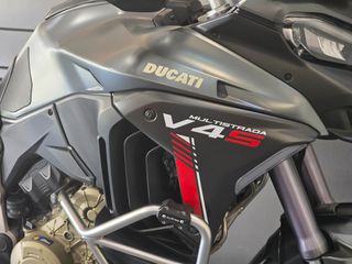 Ducati Multistrada V4 S 2021-thumb-13