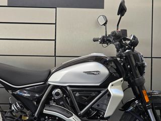 Ducati Scrambler 2024 Icon-thumb-4