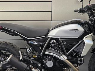 Ducati Scrambler 2024 Icon-thumb-5