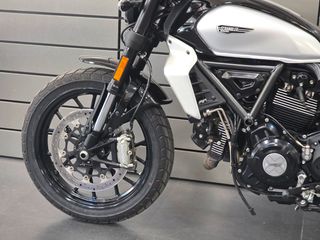 Ducati Scrambler 2024 Icon-thumb-16