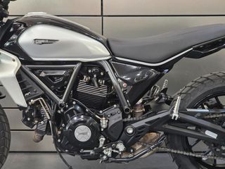 Ducati Scrambler 2024 Icon-thumb-17