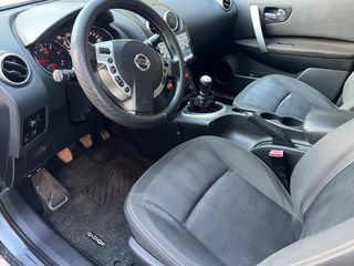 Nissan Qashqai 2011-thumb-5