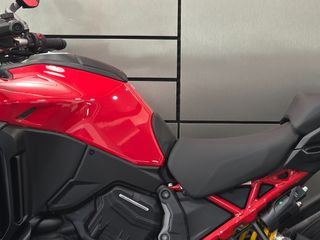 Ducati Multistrada V4 S 2026-thumb-7