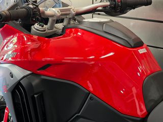 Ducati Multistrada V4 S 2026-thumb-12