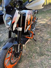 KTM 390 Duke 2014-thumb-4