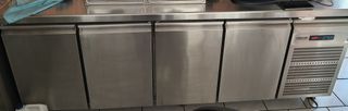 Επαγγελματικό Ψυγείο Πάγκος Inox (4 Πόρτες) - Σε Άριστη Κατάσταση