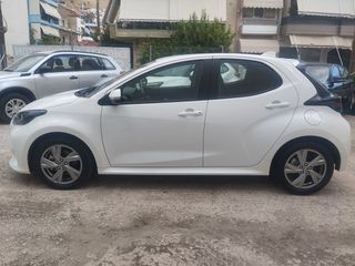 Toyota Yaris 2025 1.5cc hybrid-active plus-ελληνικής αντιπροσωπείας!!!-thumb-4