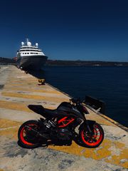 KTM 390 Duke 2021-thumb-1