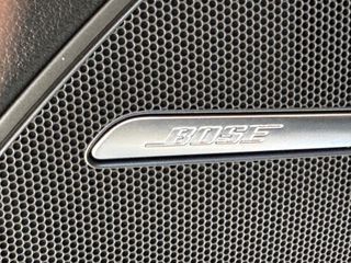 Audi A8 2011-thumb-25
