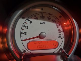 Opel Agila 2009-thumb-7
