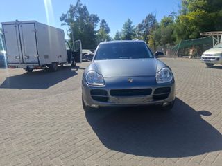 Porsche Cayenne 2003 S V8-thumb-7
