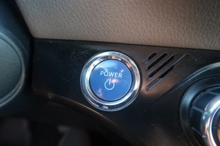 Toyota Yaris 2019-thumb-13