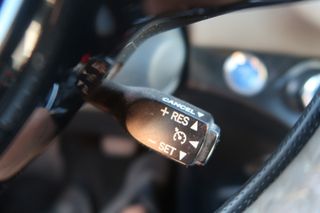 Toyota Yaris 2019-thumb-14