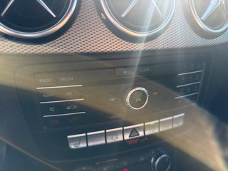 Mercedes-Benz B 180 2015 1.5 ΑΥΤΟΜΑΤΟ Diesel Urban Book Service-thumb-14