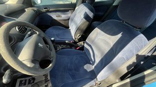 Peugeot 206 2002 1.4 8V 75PS-thumb-10