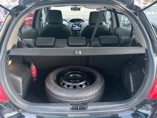 Toyota Yaris 2010 1.0 COMFORT navi-thumb-25