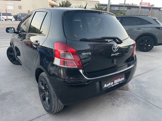 Toyota Yaris 2010 1.0 COMFORT navi-thumb-4