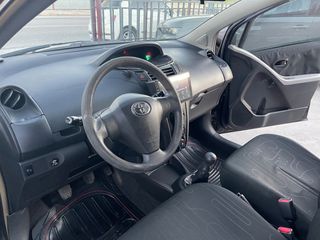Toyota Yaris 2010 1.0 COMFORT navi-thumb-13