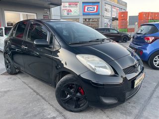 Toyota Yaris 2010 1.0 COMFORT navi-thumb-3
