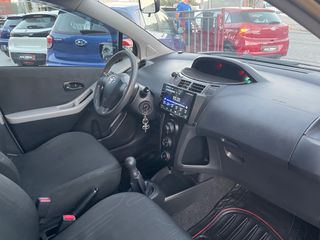 Toyota Yaris 2010 1.0 COMFORT navi-thumb-20
