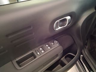 Citroen C3 Aircross 2024 1.5 BlueHDi PLUS TECH GRIP CONTROL-thumb-19