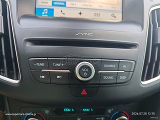 Ford Focus 2018 SUPERCARS XANIA-thumb-10