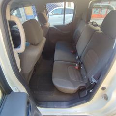 Nissan Navara 2012 NAVARA 4X4 TURBODIESEL-thumb-5