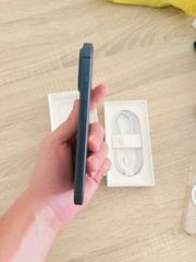 iPhone 17 pro 256 gb blue-thumb-2
