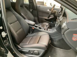 Mercedes-Benz A 180 2016 1.6 BlueEfficiency AMG Sport !!-thumb-7
