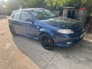 Chevrolet Lacetti 2005-thumb-1