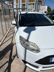 Ford Focus 2013 ST LINE-thumb-7