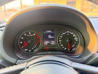 Audi A3 2019 SPORTBACK BLACK EDITION 30 TFSI-thumb-25