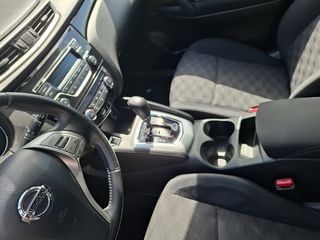 Nissan Qashqai 2017 1.6 DIESEL AUTOMATIC-thumb-10