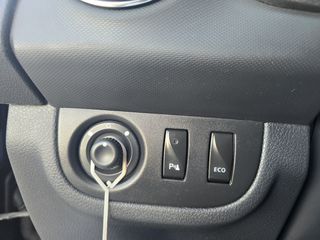 Dacia Sandero 2018-thumb-28