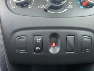 Dacia Sandero 2018-thumb-35