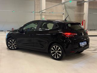 Renault Clio 2023 1.0 TCE 91HP Turbo / Θερμαινόμενα καθίσματα/ Bluetooth-thumb-4