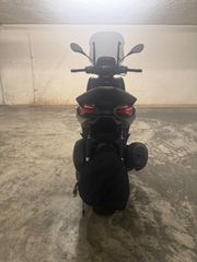 Piaggio Beverly 300 2021-thumb-7