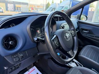 Toyota Yaris 2017 1.5 HYBRID STYLE-thumb-18