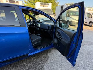 Toyota Yaris 2017 1.5 HYBRID STYLE-thumb-35